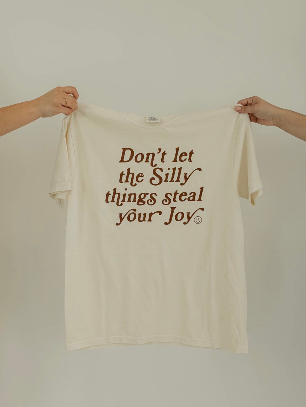 Joy Graphic tee