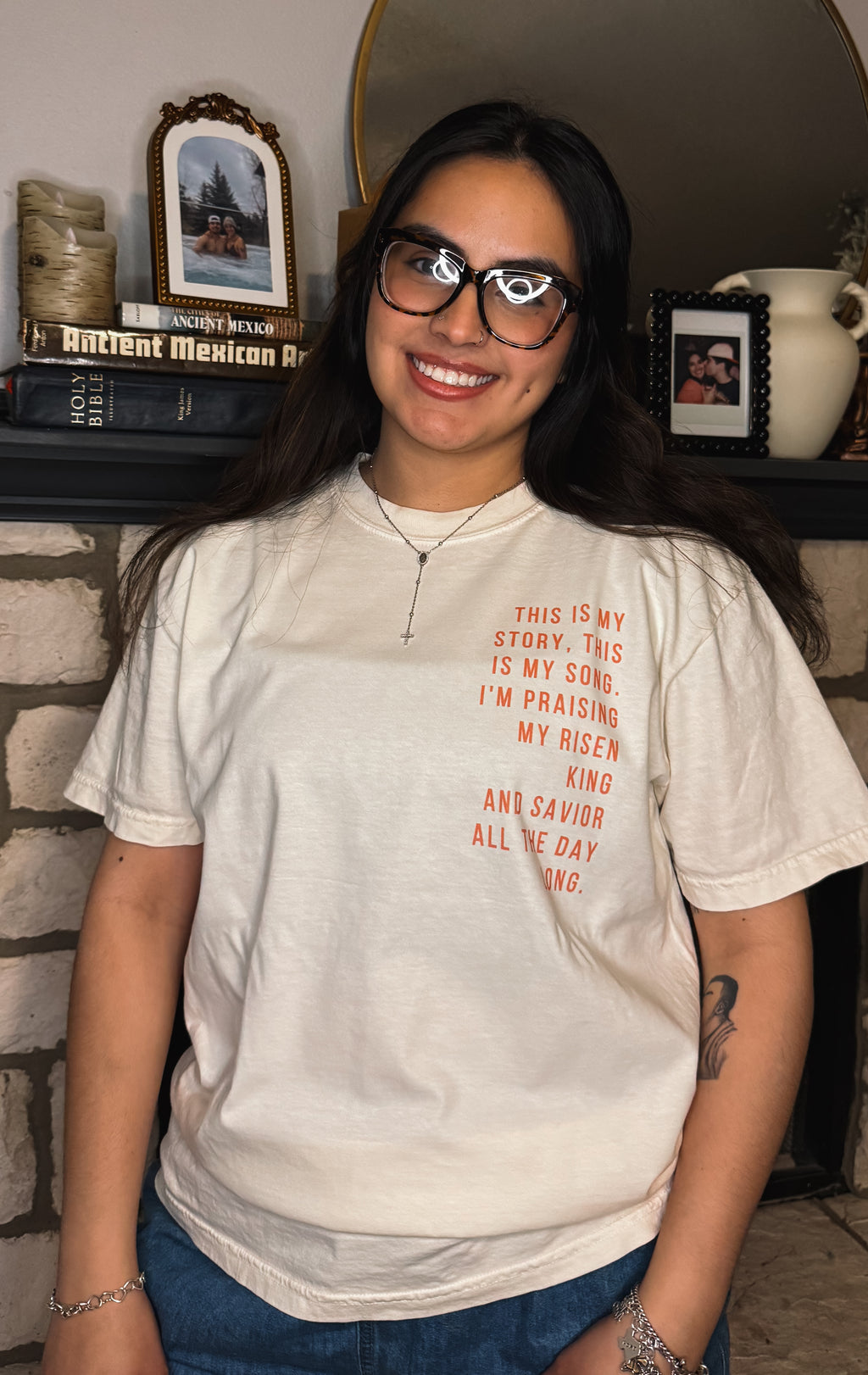 PREORDER Praising My Risen King Graphic Tee