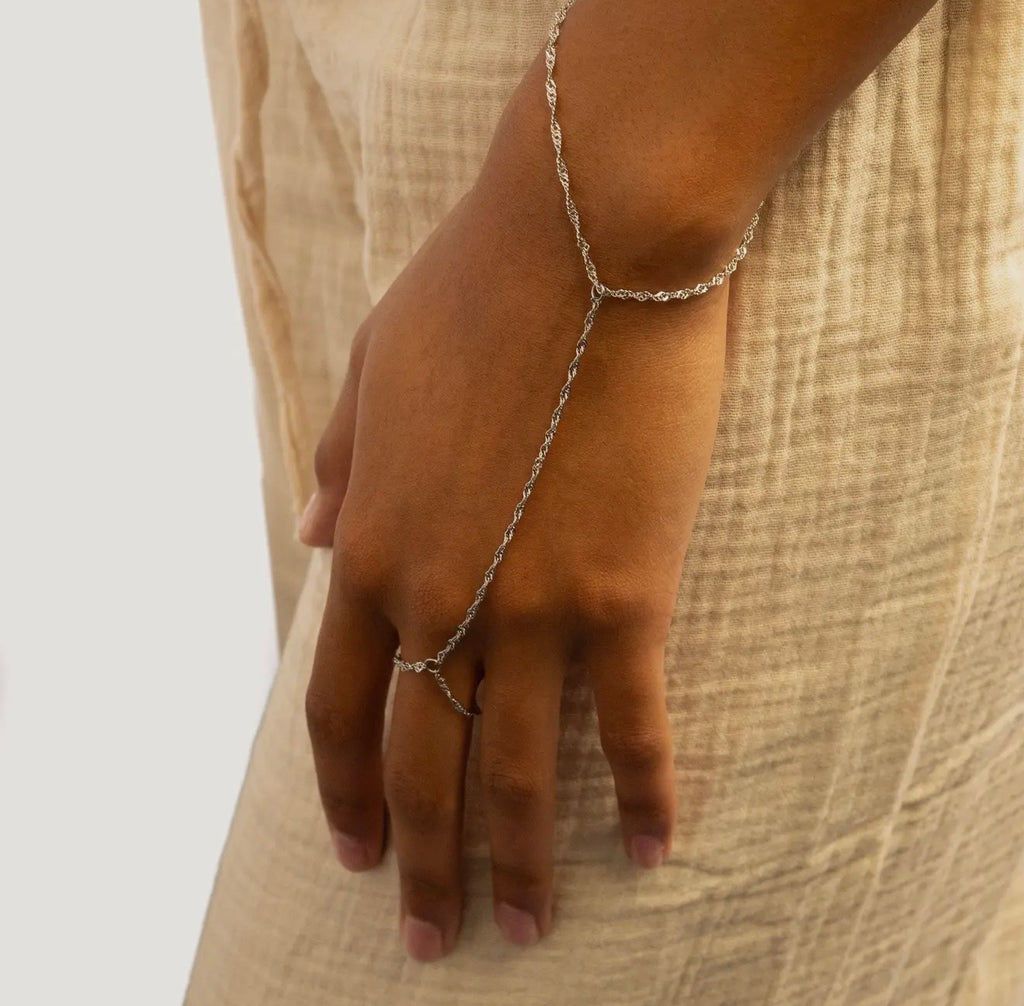 Esther Hand Chain